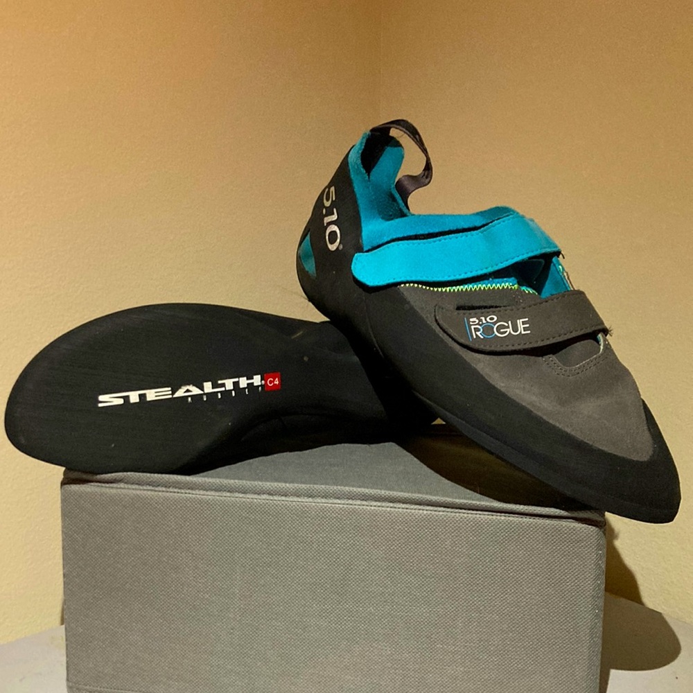 510 climbing shoe, brand new without tags.